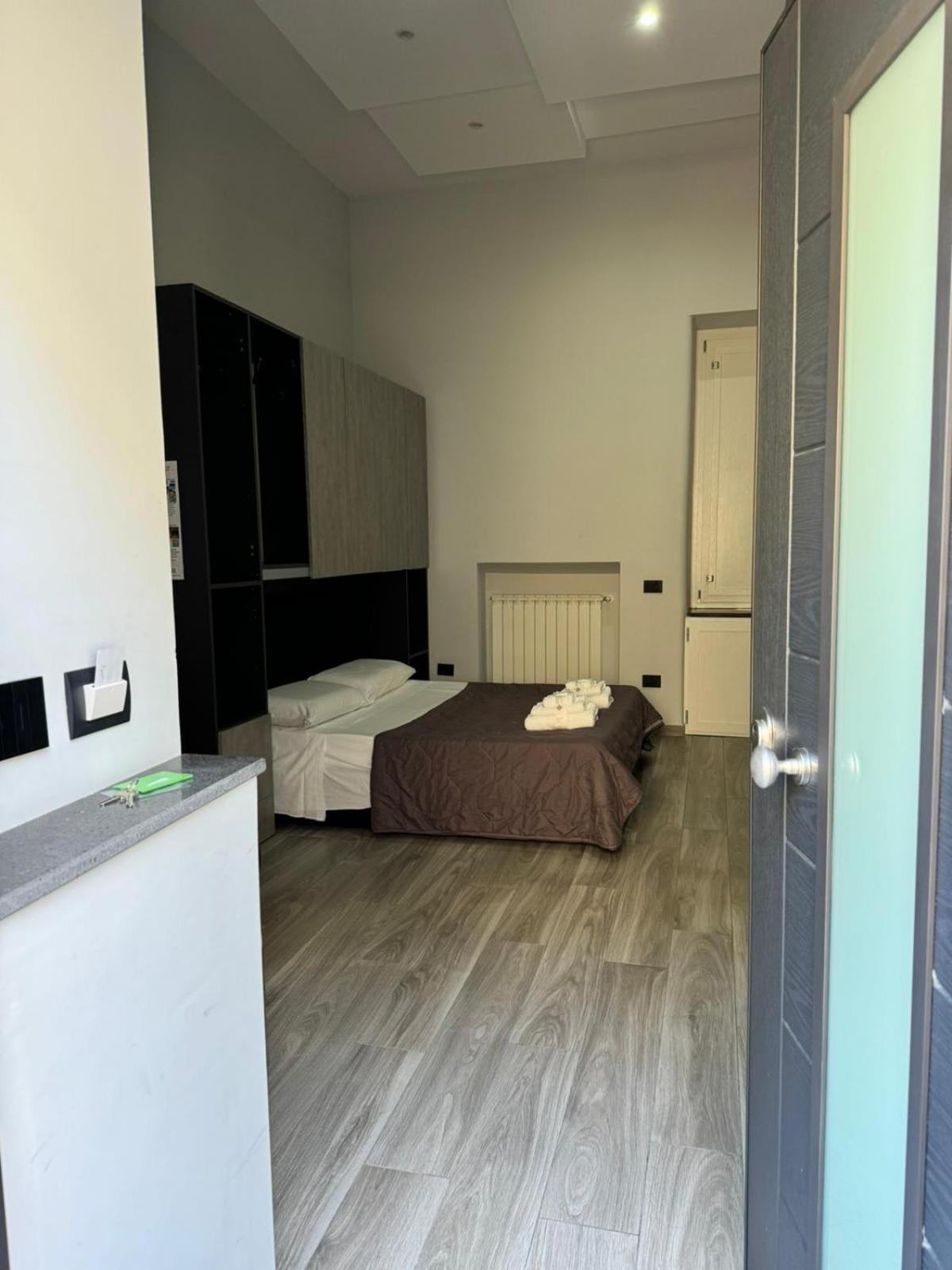 Giovi'S Apartments Кастелламмаре-ди-Стабия Экстерьер фото